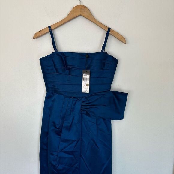 BCBGMaxazria Women’s Strapless Blue Ink Pleated Bow Maxi Occasion Gown - Picture 5 of 15